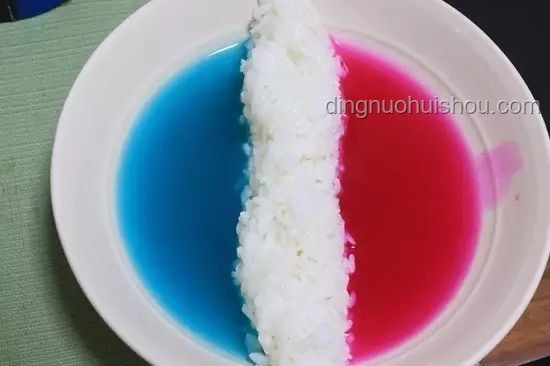 **奇葩美食VS传统疗法：谁更能有效治疗精神内耗？**
